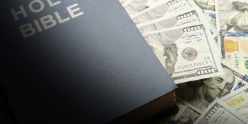 Bible on Investing Money What Does the Bible Say2