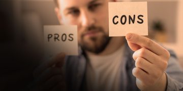 Panama-Brokerage-Accounts-The-Pros-and-Cons 1