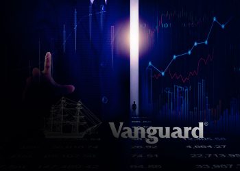 2VOO-vs-VGT--Comparing-Vanguards-Top-ETFs-