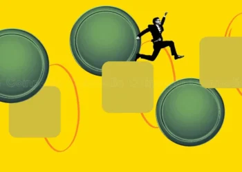 Are Spot ETFs for Solana, XRP, and HBAR a Sign of an Upcoming Altcoin Season?