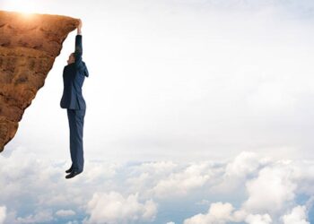 Bitcoin May Slide To $65,000 As Critical Support Level Fails – Details