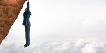 Bitcoin May Slide To $65,000 As Critical Support Level Fails – Details