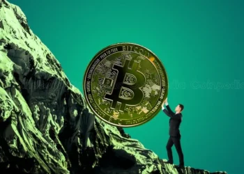 Why Is Bitcoin Dumping? Geopolitics, Earnings, Market Dynamics, Various Factors At Play