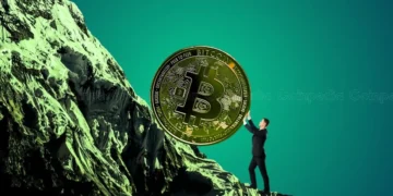 Why Is Bitcoin Dumping? Geopolitics, Earnings, Market Dynamics, Various Factors At Play