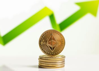 Ethereum Breaks Barriers, Targets $6K Amid Record ETF Activity