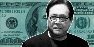 Robert Kiyosaki Criticizes BlackRock, Predicts Bitcoin Will Reach $350K by 2025