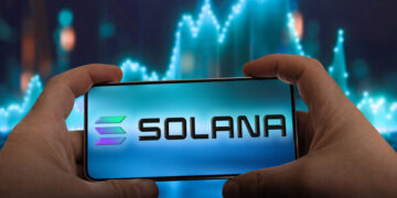 Solana Dips Below $194 – A Continued Consolidation In Sight?