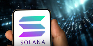 Solana Holds Steady At Key Support, Price Rebound Looming