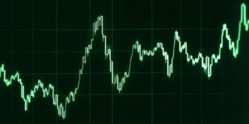 XRP Poised For A $9 Breakout? Analyst Highlights Strong Signals